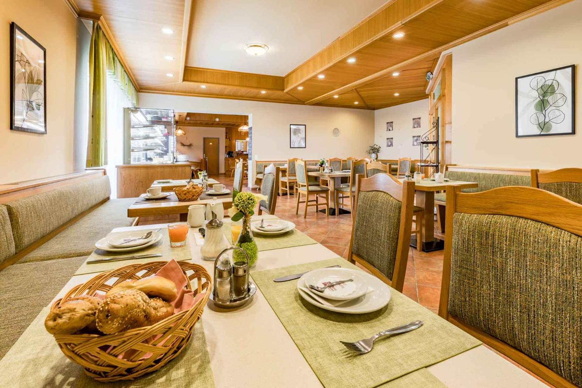 Hotel Garni Steinfeld Βίνερ Νόιστατ Εξωτερικό φωτογραφία