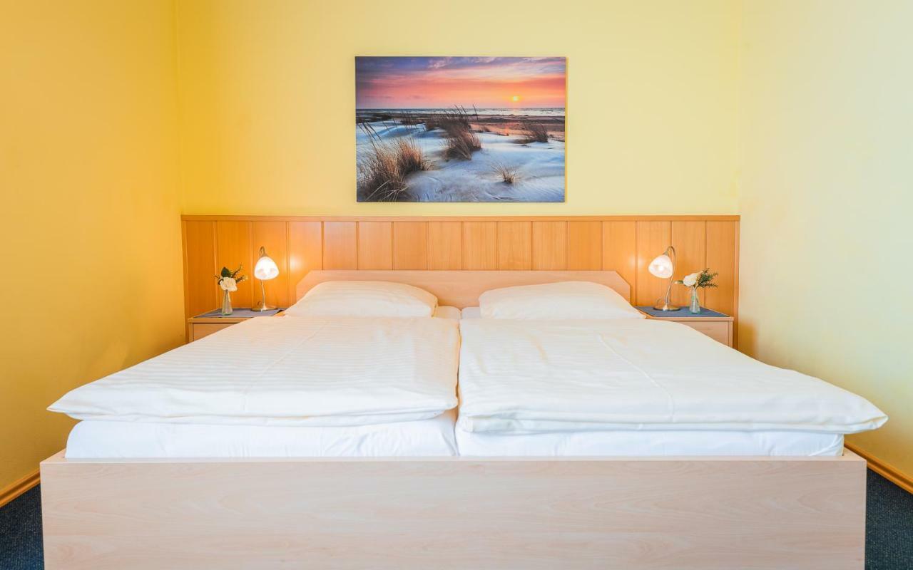Hotel Garni Steinfeld Βίνερ Νόιστατ Εξωτερικό φωτογραφία